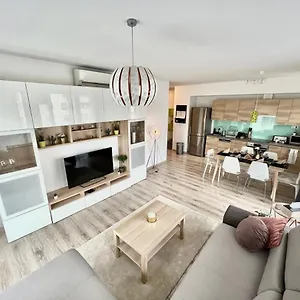 Diamond - 3 Bedroom, Luxurious In The Heart Of The Apartamento